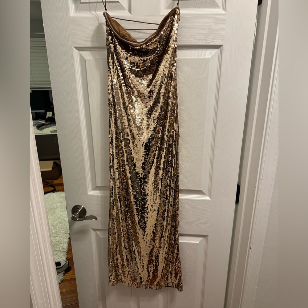 Alice + Olivia Strapless FiFi Gold Sequin Dress - Picture 8 of 11